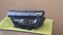 Laden Sie das Bild in den Galerie-Viewer, Frontscheinwerfer Skoda Kamiq 658941015F LED Links Scheinwerfer Headlight SCH9489360942jy