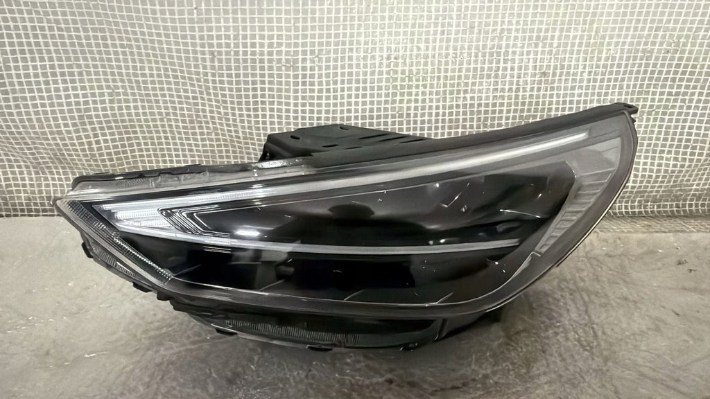 Frontscheinwerfer Hyundai I30 G4921-13010 Links Scheinwerfer Headlight SCH1021547997xu