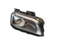 Laden Sie das Bild in den Galerie-Viewer, Frontscheinwerfer Hyundai Kona J9921-211205 92102J9000 Rechts Headlight SCH5674956020cj