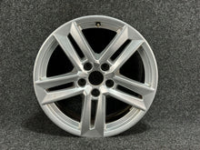 Load image into Gallery viewer, 1x Alufelge 17 Zoll 37ET Glanz 8W0601025P Audi A4 B9 Rim Wheel FEL5085941747ag