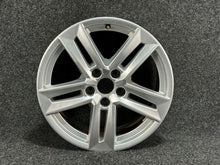 Laden Sie das Bild in den Galerie-Viewer, 1x Alufelge 17 Zoll 37ET Glanz 8W0601025P Audi A4 B9 Rim Wheel FEL5085941747ag