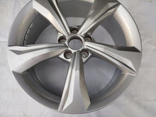 Load image into Gallery viewer, 1x Alufelge 19 Zoll 7.0" 5x112 34ET Glanz Silber 80A601025 Audi Q5 Rim Wheel FEL5305754130di
