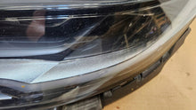 Laden Sie das Bild in den Galerie-Viewer, Frontscheinwerfer Tesla Model 3 176088800F Links Scheinwerfer Headlight SCH8597645215yq