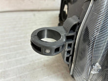 Laden Sie das Bild in den Galerie-Viewer, Frontscheinwerfer Skoda Octavia III 5E1941015B Xenon Links Headlight SCH7162526496ih