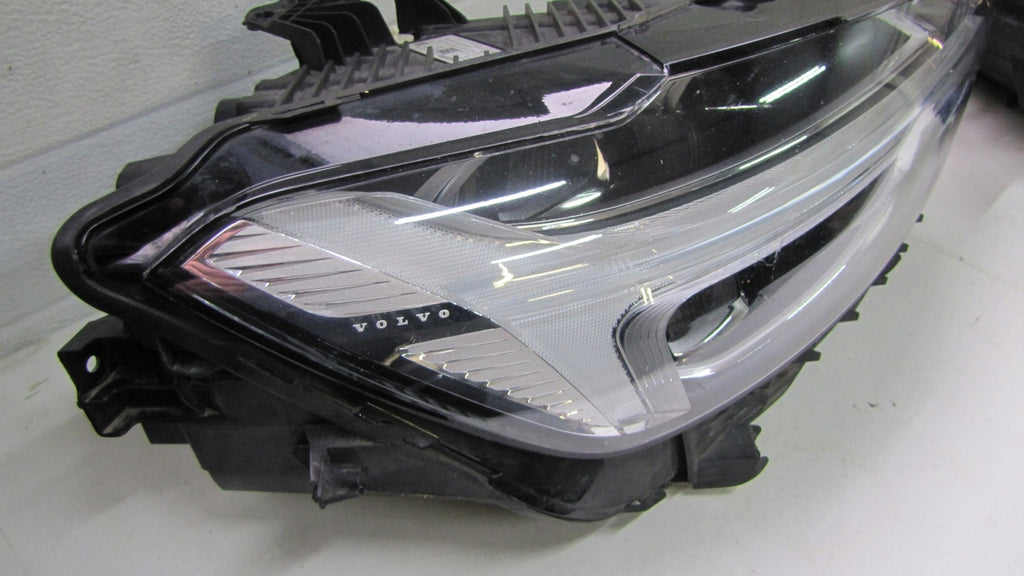 Frontscheinwerfer Volvo Xc60 II 31420412 LED Rechts Scheinwerfer Headlight SCH9702376869rc
