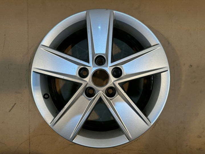 1x Alufelge 16 Zoll 6.0" 5x112 48ET 5E0601025M Skoda Octavia Iii Rim Wheel FEL4163092162iw