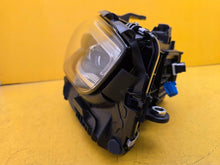 Laden Sie das Bild in den Galerie-Viewer, Frontscheinwerfer Mercedes-Benz W206 A2069065404 LED Rechts Headlight SCH9046479560iu
