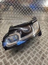 Laden Sie das Bild in den Galerie-Viewer, Frontscheinwerfer Land Rover Range I DK62-13W030-HG LED Rechts oder Links SCH5562231937jw