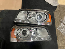 Load image into Gallery viewer, Frontscheinwerfer Volvo Xc90 Xenon Ein Stück (Rechts oder Links) Headlight SCH2668586157qf
