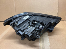 Laden Sie das Bild in den Galerie-Viewer, Frontscheinwerfer BMW X1 F48 7472255 Full LED Links Scheinwerfer Headlight SCH9708007082cb