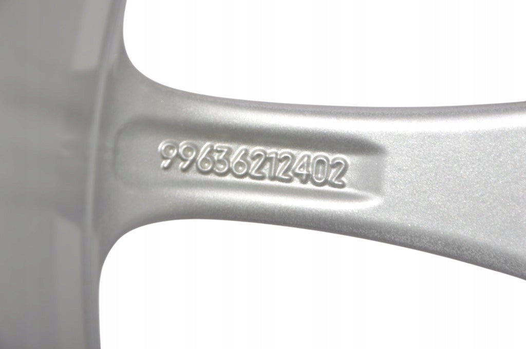 1x Alufelge 17 Zoll 7.0" 5x130 50ET 99636212402 Porsche 911 996 Rim Wheel FEL3825004976fl