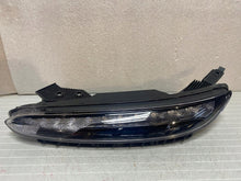 Load image into Gallery viewer, Frontscheinwerfer Hyundai Kona D52L92207 LED Links Scheinwerfer Headlight SCH6358304064ay