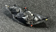 Laden Sie das Bild in den Galerie-Viewer, Frontscheinwerfer Opel Meriva B 13253636 Rechts Scheinwerfer Headlight SCH3036237555kn