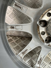 Load image into Gallery viewer, 1x Alufelge 17 Zoll 7.0&quot; 5x112 1694012602 Mercedes-Benz W245 Rim Wheel