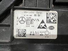 Laden Sie das Bild in den Galerie-Viewer, Frontscheinwerfer Mercedes-Benz Gle A1679066604XXX Rechts Scheinwerfer Headlight SCH2662575523at