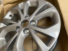 Load image into Gallery viewer, 1x Alufelge 15 Zoll 6.0" 5x108 44ET 403005474 Renault III 1 Kangoo Rim Wheel FEL6064976092ci