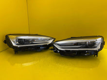 Laden Sie das Bild in den Galerie-Viewer, Frontscheinwerfer Audi A5 8W6941006C 8W6941005C Xenon Ein Satz Headlight