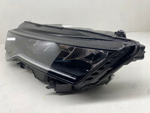 Laden Sie das Bild in den Galerie-Viewer, Frontscheinwerfer Skoda Octavia I 5E4941009 LED Links Scheinwerfer Headlight SCH3576778882ph