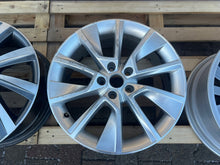 Load image into Gallery viewer, 1x Alufelge 18 Zoll 7.0" 5x112 Glanz 57A601025D Skoda Karoq Rim Wheel FEL6191153654tn