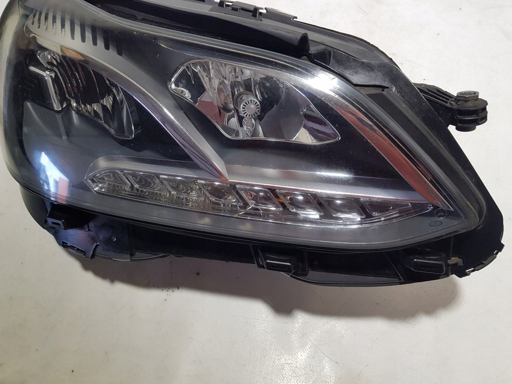 Frontscheinwerfer Mercedes-Benz W212 A2128202039KZ LED Rechts oder Links SCH8633682124wq
