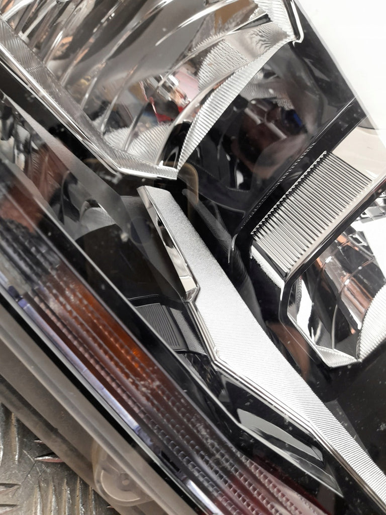 Frontscheinwerfer VW Crafter 7C1941006B Rechts Scheinwerfer Headlight SCH8810652753od