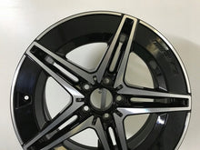 Laden Sie das Bild in den Galerie-Viewer, 1x Alufelge 18 Zoll 8.5" 5x112 52ET A2064011800 Mercedes-Benz Rim Wheel FEL3934918294nq