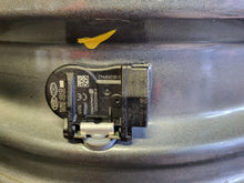 Laden Sie das Bild in den Galerie-Viewer, 1x Alufelge 14 Zoll 5.0&quot; 4x100 49ET Glanz 52910-1Y700 Kia Rim Wheel