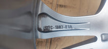 Load image into Gallery viewer, 1x Alufelge 17 Zoll 7.0" 5x108 51ET Glanz Graphit NX7C-1007-E1A Ford Focus FEL8317865474sv