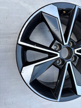 Laden Sie das Bild in den Galerie-Viewer, 1x Alufelge 16 Zoll 6.0" 4x100 43ET Glanz Silber 1ST601025J Skoda Citigo FEL1062597593ig