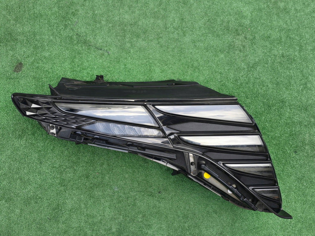 Frontscheinwerfer Hyundai Tucson 92208N7100 Rechts Scheinwerfer Headlight SCH3238770031zl