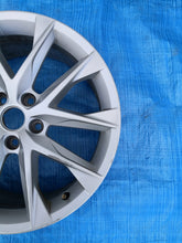 Laden Sie das Bild in den Galerie-Viewer, 1x Alufelge 18 Zoll 7.5" 5x112 51ET Glanz Silber 5F0601025 Cupra Leon Rim Wheel FEL4624091334jv