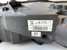 Laden Sie das Bild in den Galerie-Viewer, Frontscheinwerfer Seat Leon 5F1941007G 5F1941008G Ein Satz Headlight SCH1123362630nl