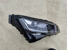 Laden Sie das Bild in den Galerie-Viewer, Frontscheinwerfer Skoda Superb III 3V1941016E LED Rechts Scheinwerfer Headlight SCH6809750024lj