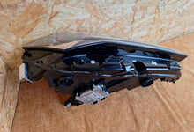 Laden Sie das Bild in den Galerie-Viewer, Frontscheinwerfer Skoda Superb 3P1941016 LED Rechts Scheinwerfer Headlight SCH8746019358db