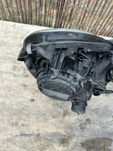 Laden Sie das Bild in den Galerie-Viewer, Frontscheinwerfer Mercedes-Benz W211 Links Scheinwerfer Headlight SCH3802352455st