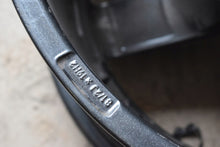 Laden Sie das Bild in den Galerie-Viewer, 1x Alufelge 19 Zoll 8.5&quot; 5x114.3 34ET OCP9L0BP34 Rim Wheel