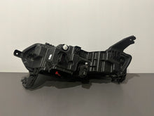 Laden Sie das Bild in den Galerie-Viewer, Frontscheinwerfer Renault Megane E-Tech 260102443R Rechts Scheinwerfer Headlight SCH6254647452cv