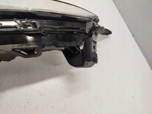Laden Sie das Bild in den Galerie-Viewer, Frontscheinwerfer Mitsubishi Eclipse Cross I EDM92205010 Rechts oder Links