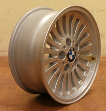 Laden Sie das Bild in den Galerie-Viewer, 1x Alufelge 16 Zoll 7.0" 5x120 20ET Glanz Silber 1092209 BMW 5 E39 Rim Wheel FEL8079169395qu