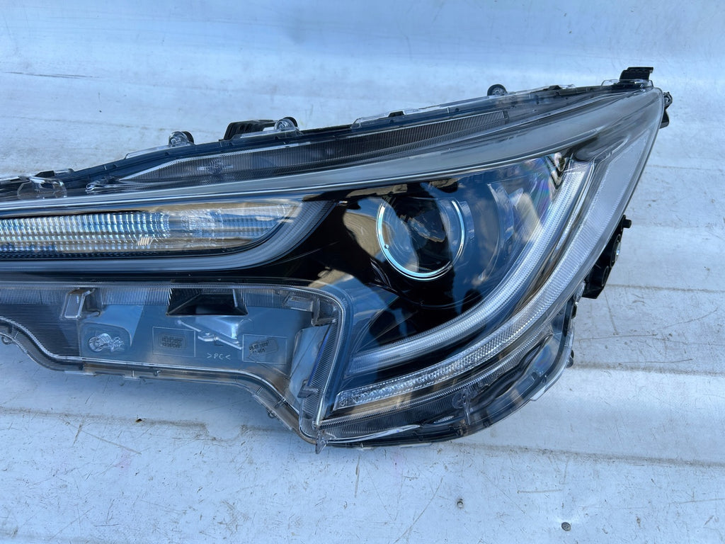 Frontscheinwerfer Toyota Corolla 81150-02S70 LED Ein Stück (Rechts oder Links)