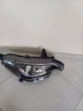 Laden Sie das Bild in den Galerie-Viewer, Frontscheinwerfer Peugeot 108 14R-90061887 Rechts Scheinwerfer Headlight SCH4161597913jc