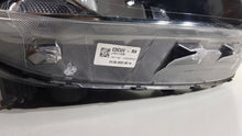 Laden Sie das Bild in den Galerie-Viewer, Frontscheinwerfer Kia I 92102J7300 Rechts Scheinwerfer Headlight SCH1285188678xy