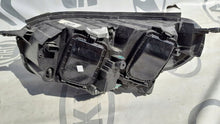 Laden Sie das Bild in den Galerie-Viewer, Frontscheinwerfer Citroën Jumpy RKC14346 Rechts Scheinwerfer Headlight SCH2499297359qy