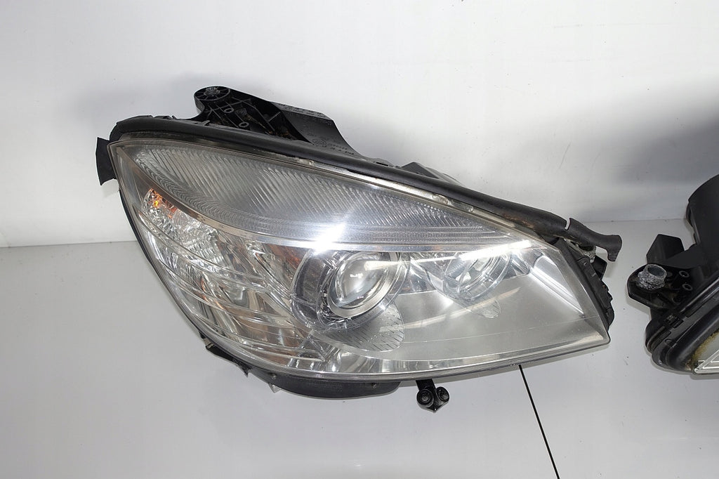 Frontscheinwerfer Mercedes-Benz W204 2048203161 Xenon Rechts oder Links SCH6695770000kl