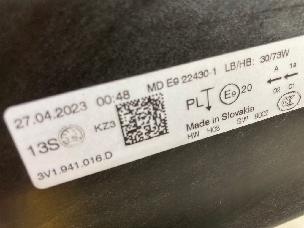 Frontscheinwerfer Skoda Superb III 3V1941016D LED Rechts Scheinwerfer Headlight