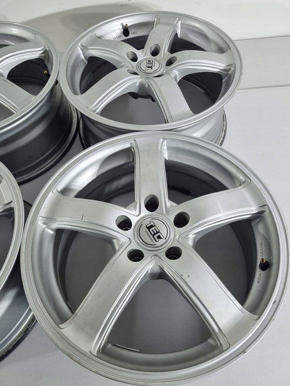 4x Alufelge 17 Zoll 7.5" 5x112 38ET Glanz Silber Audi Rim Wheel FEL9627765818vy