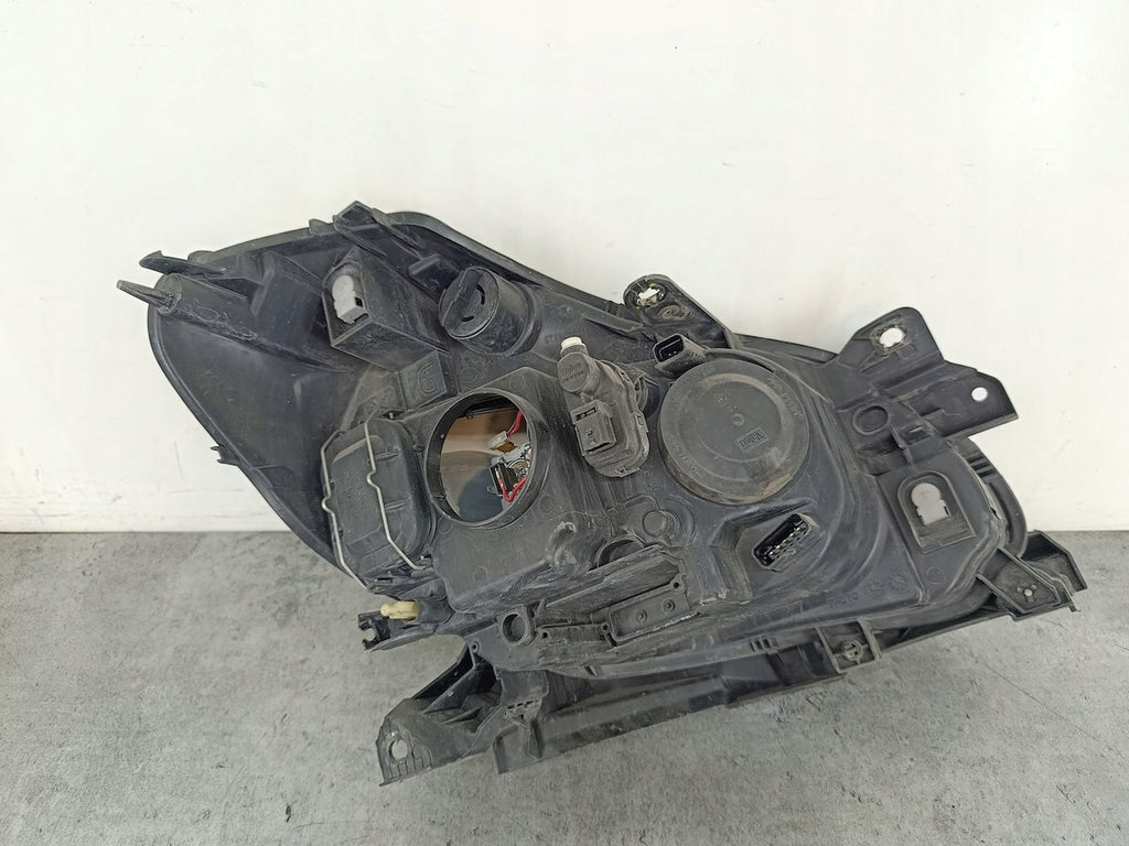 Frontscheinwerfer Renault Clio III 8200261610 Links Scheinwerfer Headlight SCH2994189393kt