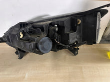 Laden Sie das Bild in den Galerie-Viewer, Frontscheinwerfer Dacia Sandero III Jogger Rechts Scheinwerfer Headlight