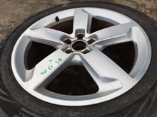 Laden Sie das Bild in den Galerie-Viewer, 1x Alufelge 19 Zoll 8.0&quot; 5x112 39ET Glanz Silber 8R0601025J Audi Q5 Rim Wheel