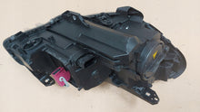 Laden Sie das Bild in den Galerie-Viewer, Frontscheinwerfer Mercedes-Benz W246 A2468207161 85122000 Xenon Links Headlight SCH2739784408ax